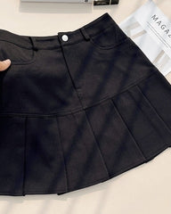 Black Clean Line Pleated Mini Skirt