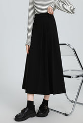 Black Pleated Highwaist Midi Skirt