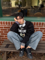 Black Striped Edge Graphic Sweatshirt
