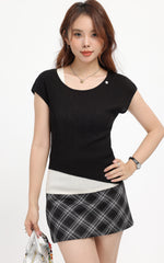 Black Short Sleeve Fake Two-Piece T-Shirt