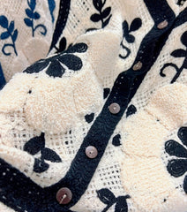 Black and White Flower Embroidered Knitted Vest
