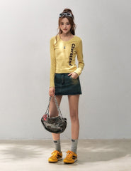 Minimalist Letter Patch V Neck Slim Fit Top