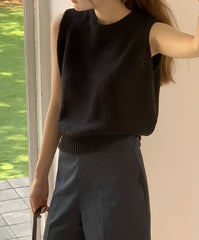 Black Crewneck Knitted Vest