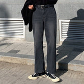 Relaxed Straight Black Vintage Jeans