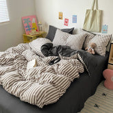 Minimalist Black Stripe Bedding Set