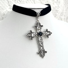 Velvet Grunge Choker