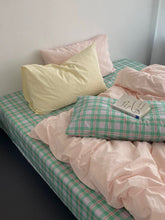 Pink & Mint Green Plaid Bedding Set