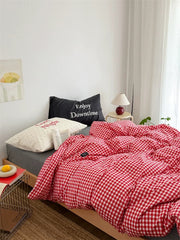 Black & Red Preppy Gingham Bedding Set