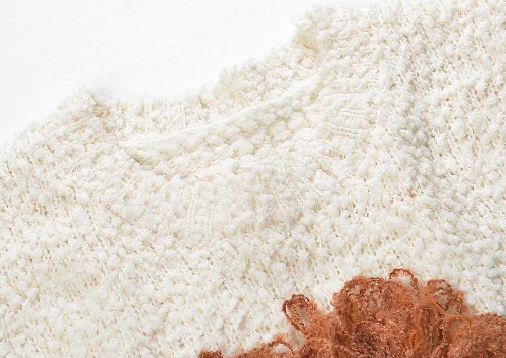 Beige Knitted Lion Vest