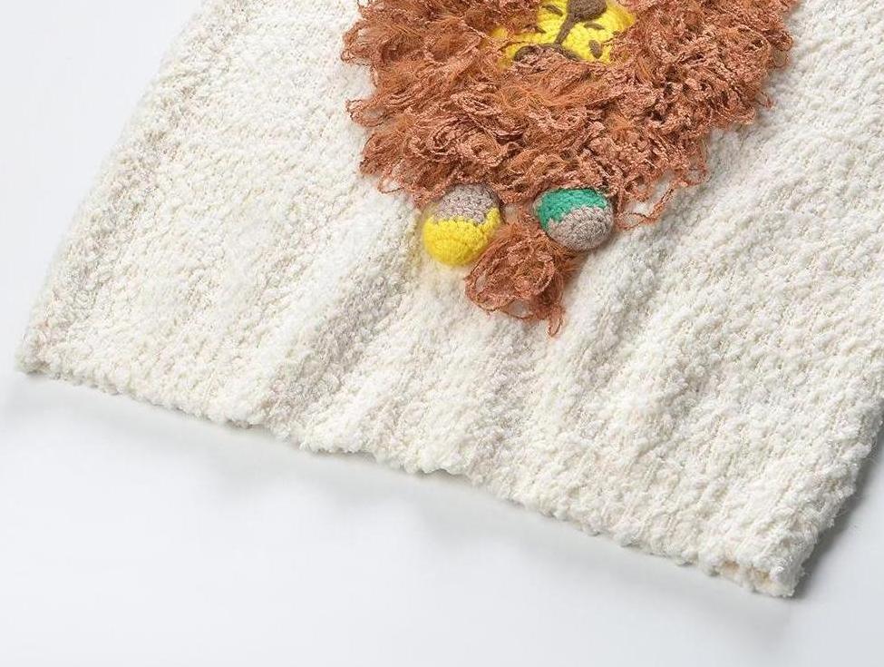 Beige Knitted Lion Vest