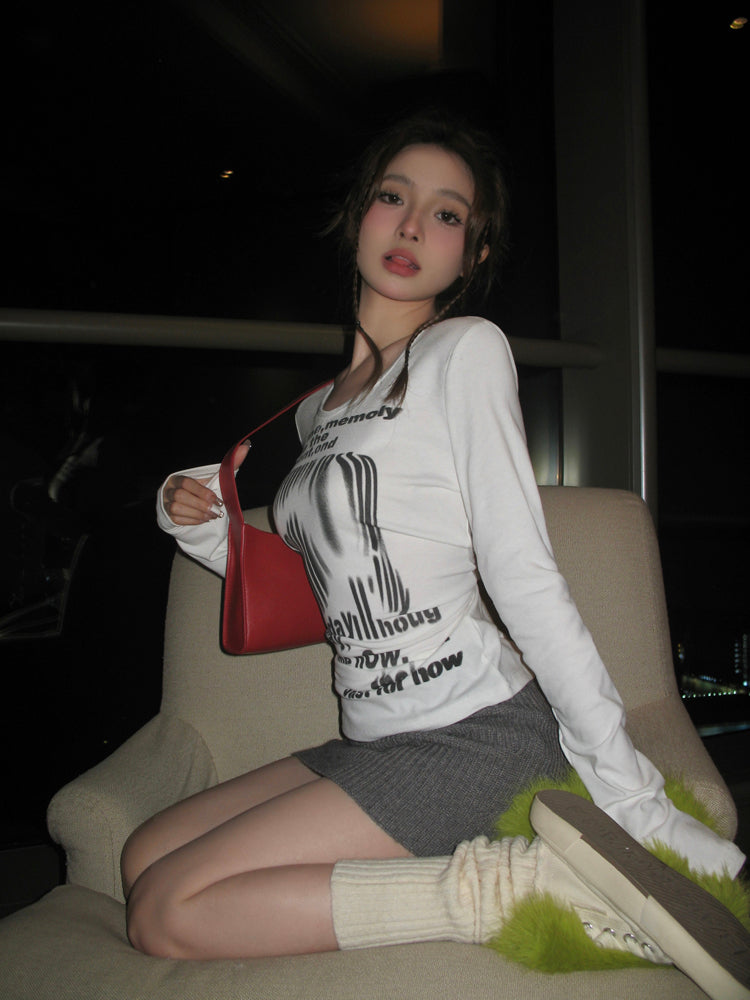 White Distorted Text Long Sleeves T-Shirt