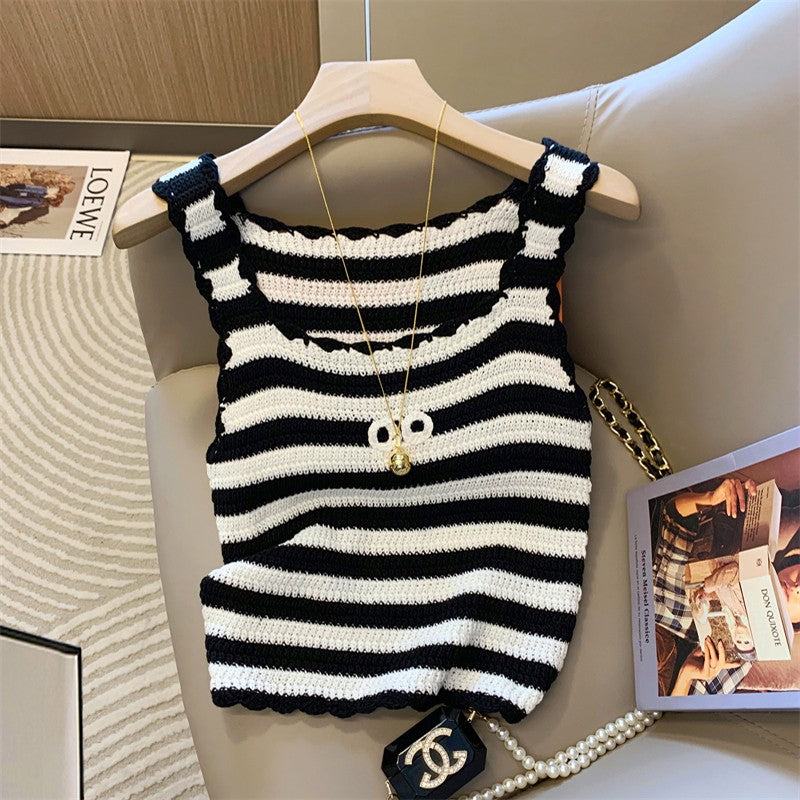Black And White Stripes Knit Top