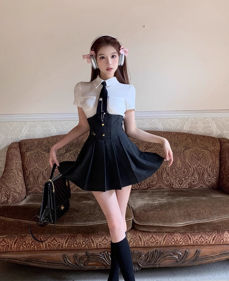 Black Corset Style Pleated Skirt