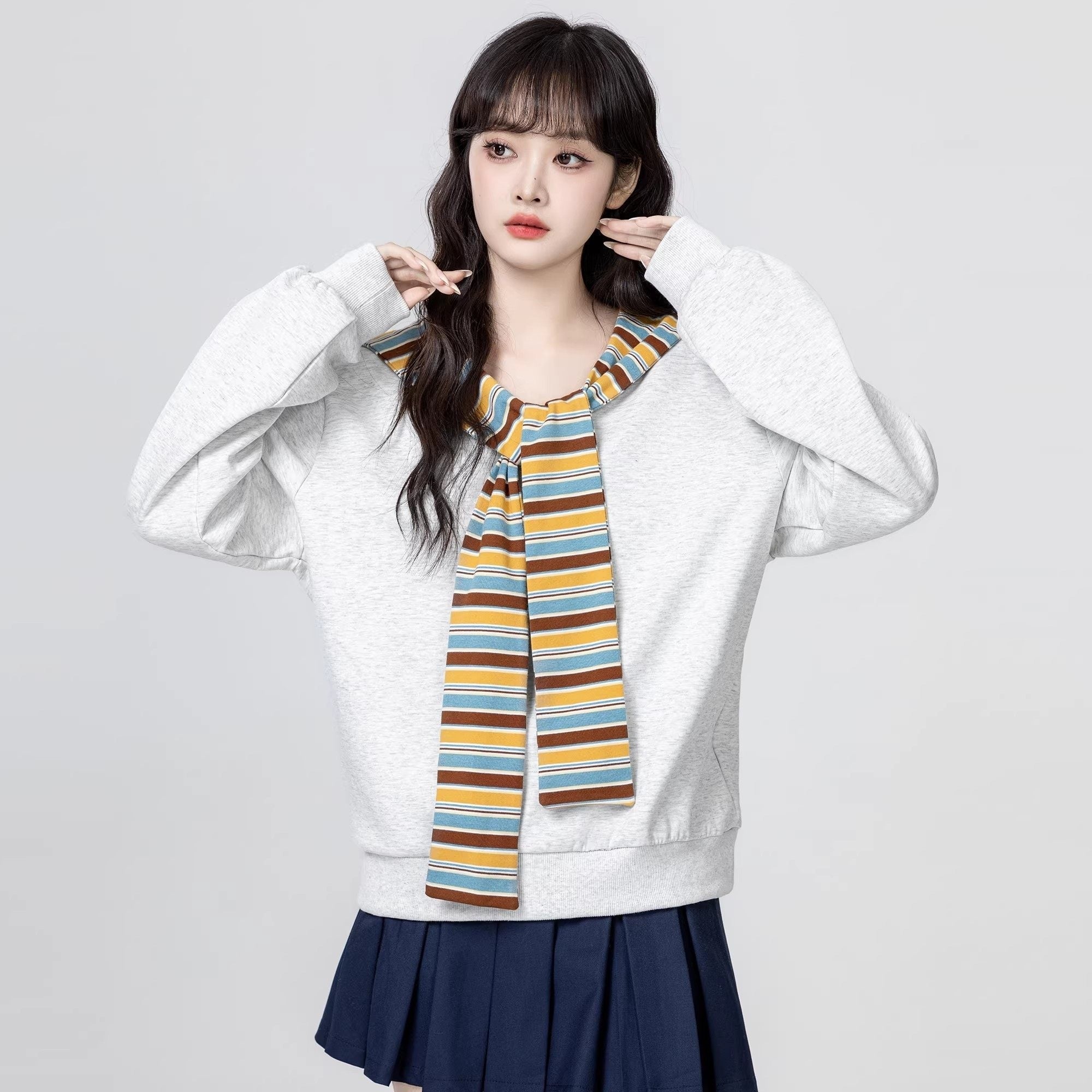 Black Crewneck Cartoon Print Pullover Sweatshirt