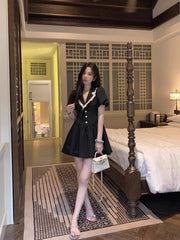 Black Doll Collared Puff Sleeves Dress With White Lining