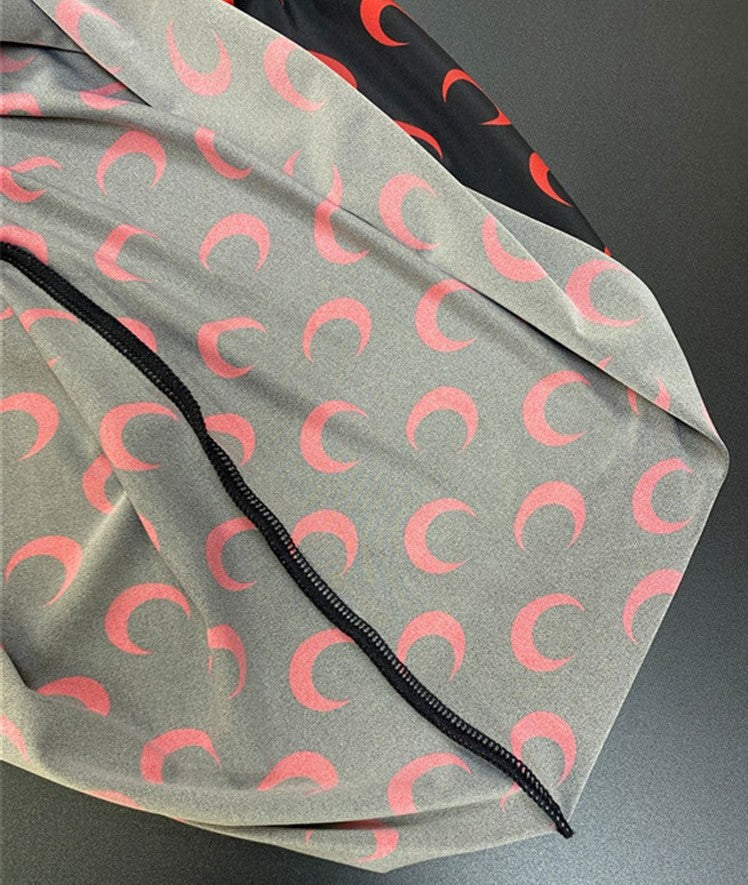 Black Fitted Top With Red Moon Pattern