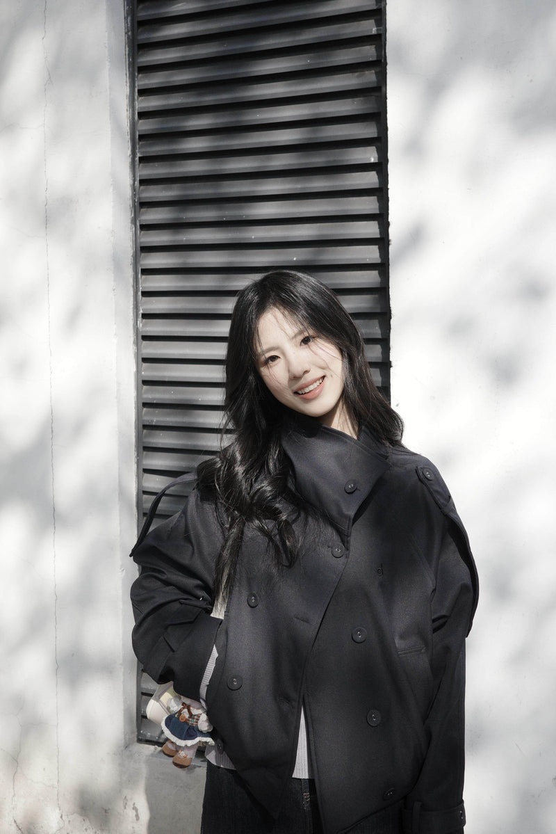 Black High Neck Buttoned Coat