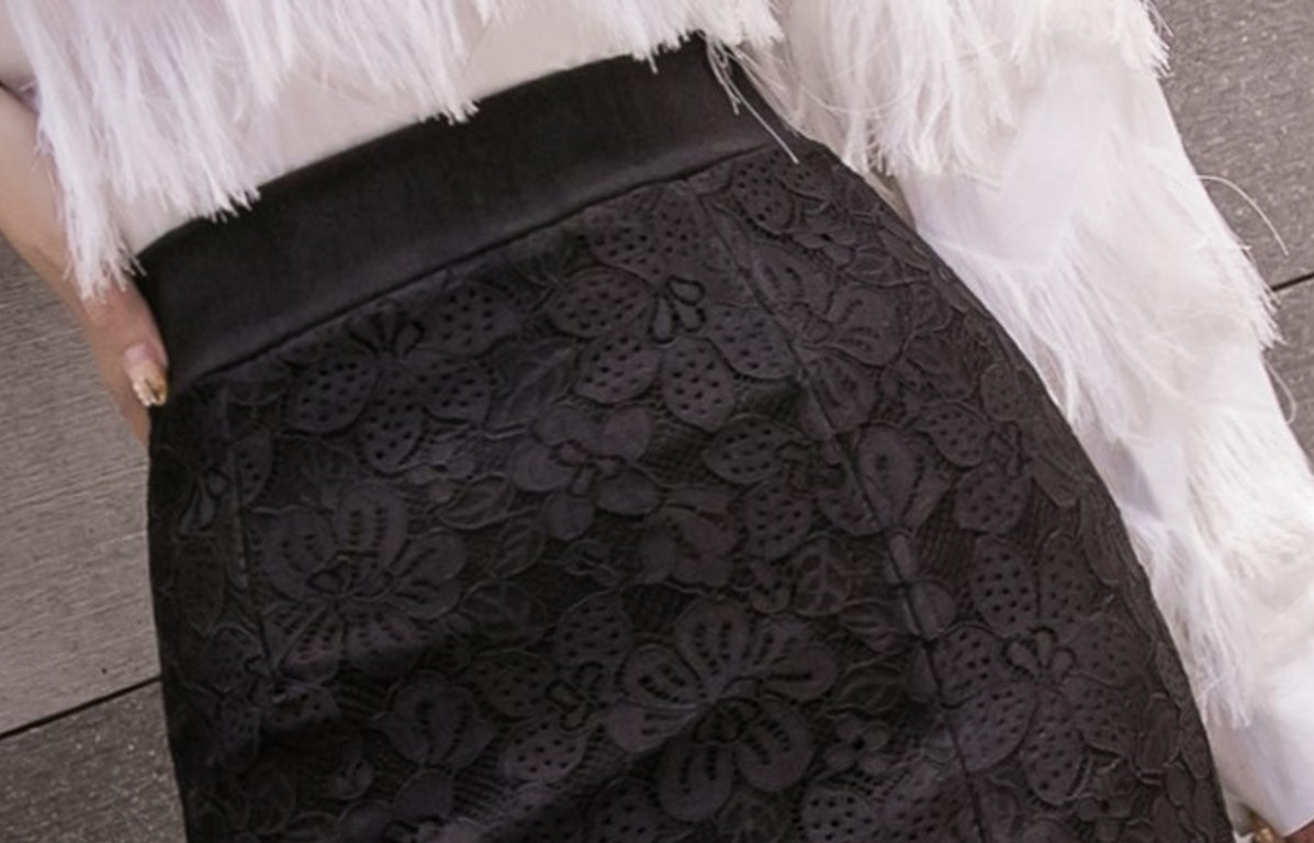 Black High-Waist Lace Skirt