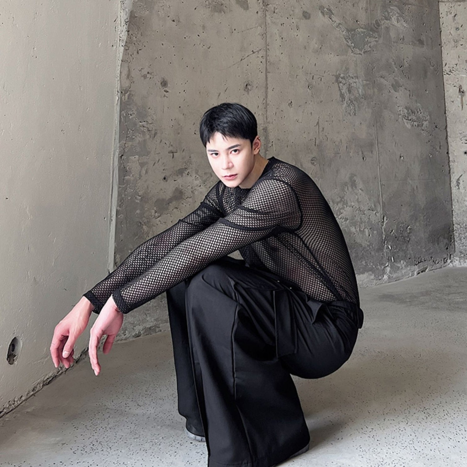 Black Hollow Mesh Net  Top