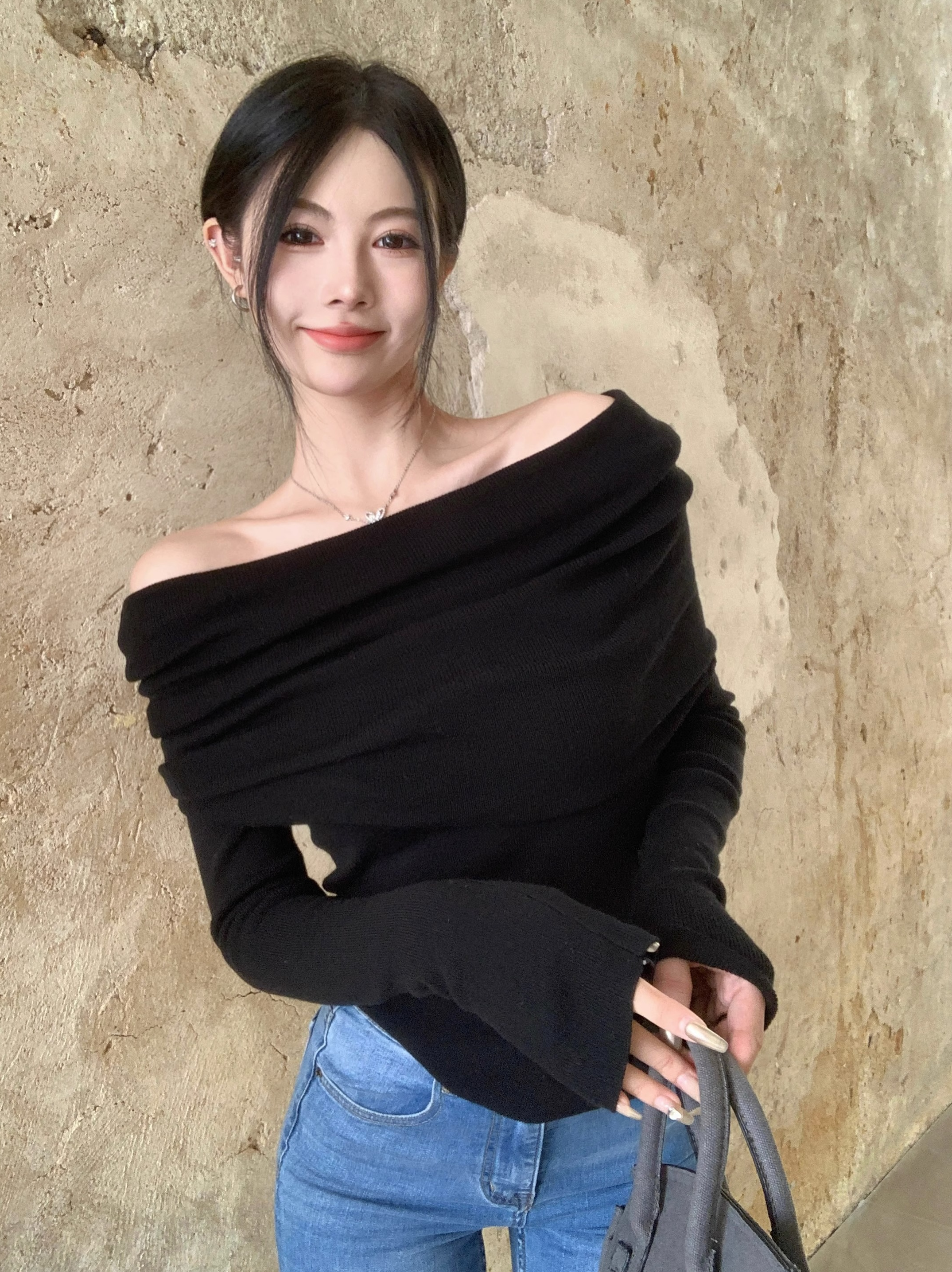 Black Off-Shoulder Long Sleeve Top