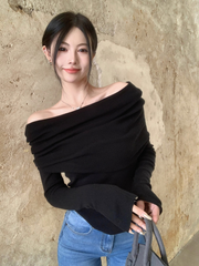Black Off-Shoulder Long Sleeve Top