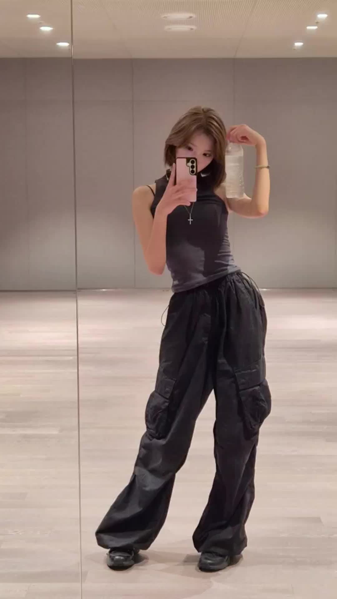 Black Parachute Loose Pants