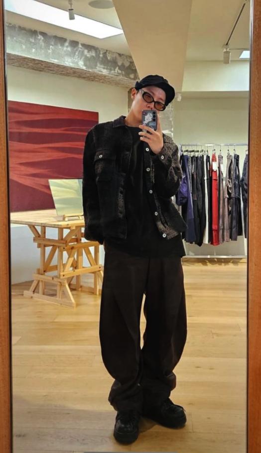 Black Pleats Wide Leg Pants