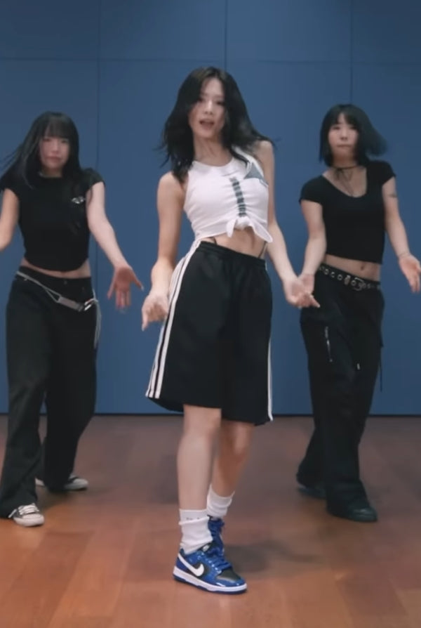 Black Side Stripe Mid-Length Shorts