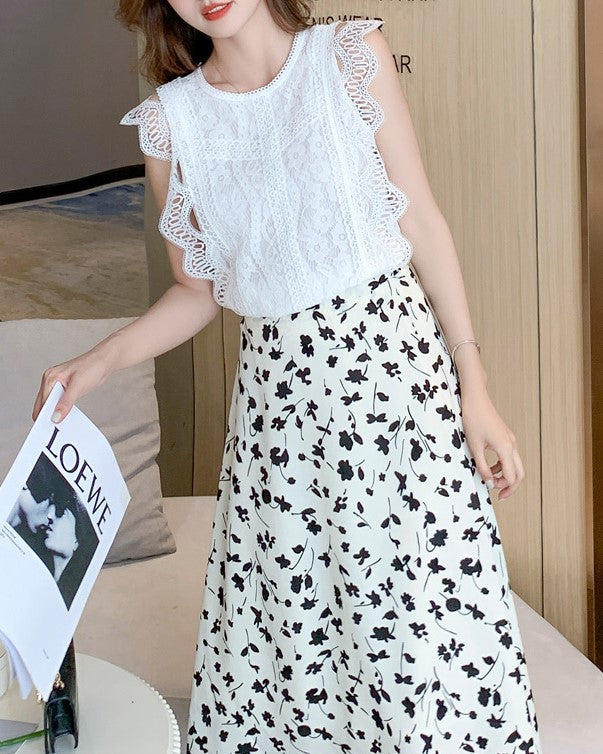 Black Sleeveless Openwork Lace Top