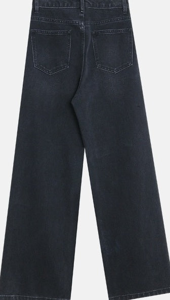 Black Straight-Cut Basic Jeans