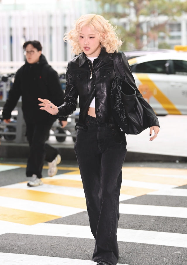 Black Straight-Cut Basic Jeans