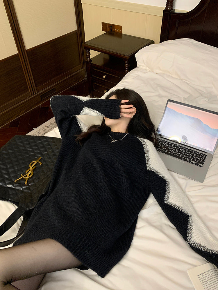 Black Zigzag Sleeves Sweater