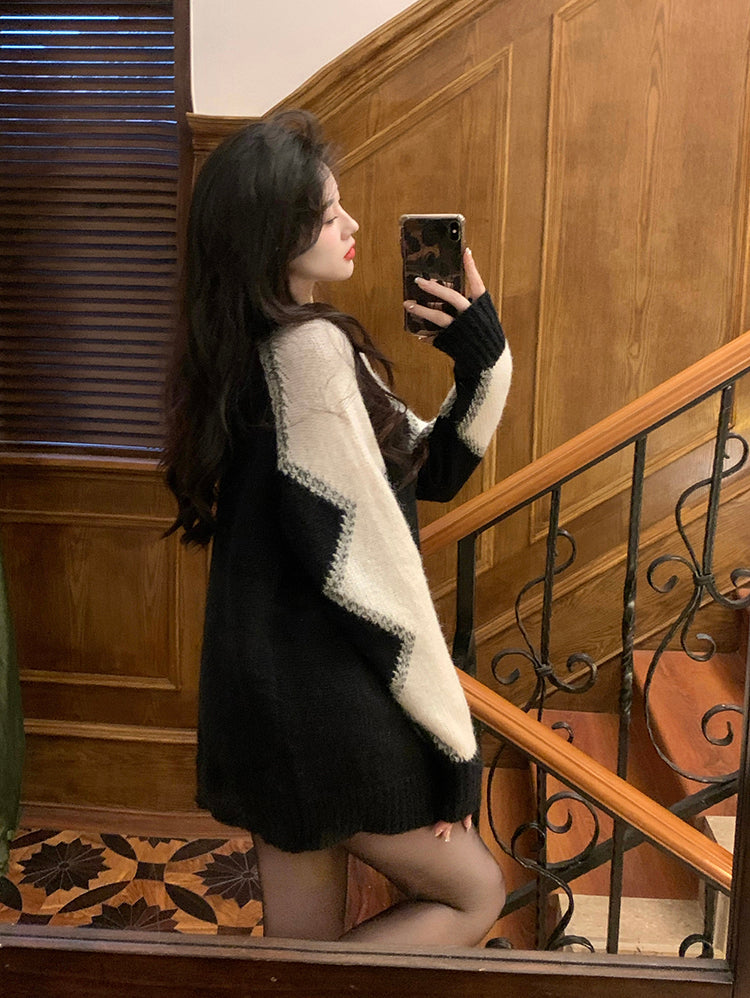 Black Zigzag Sleeves Sweater