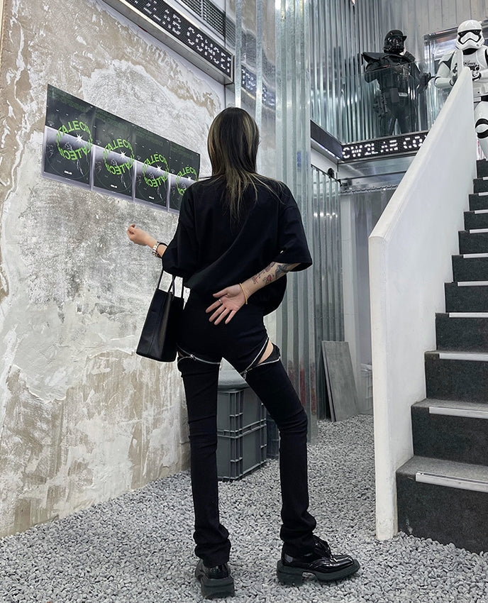 Black Zipper Cut-Out Jeans