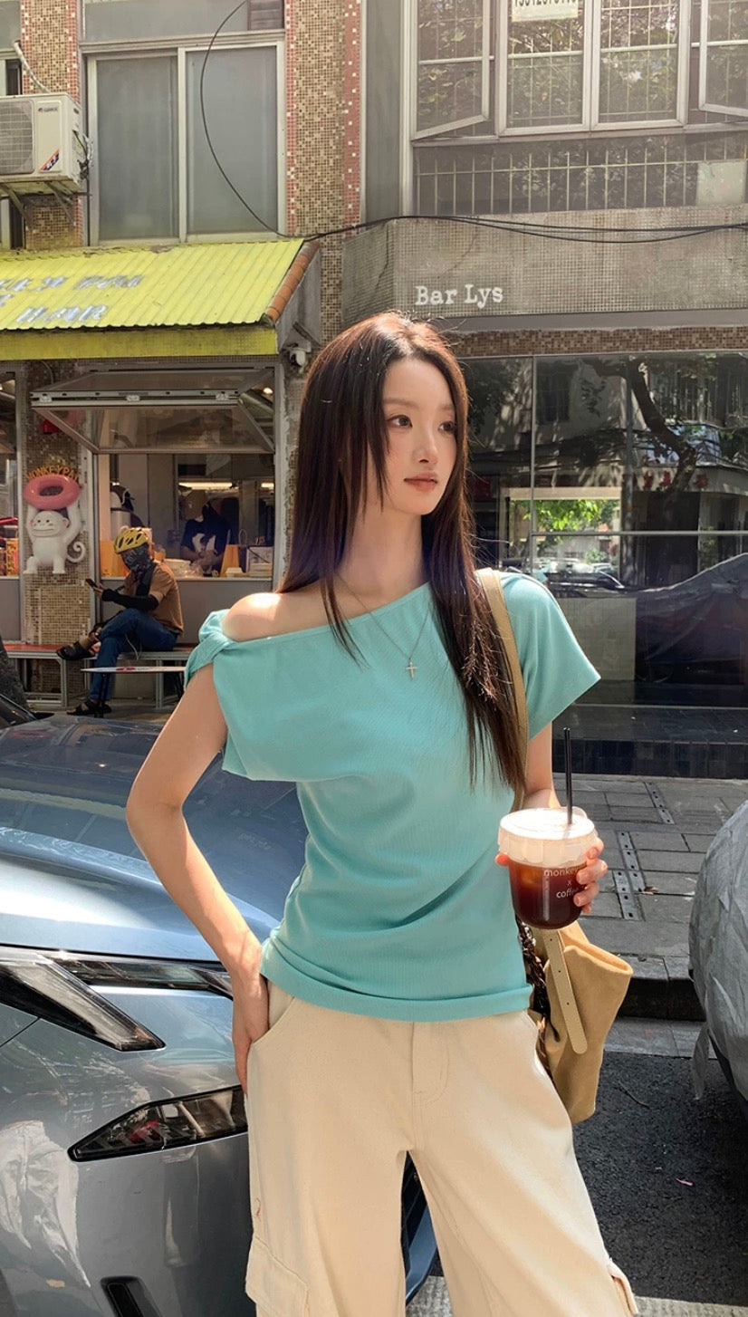 Blue Asymmetrical One-Shoulder Knit Top