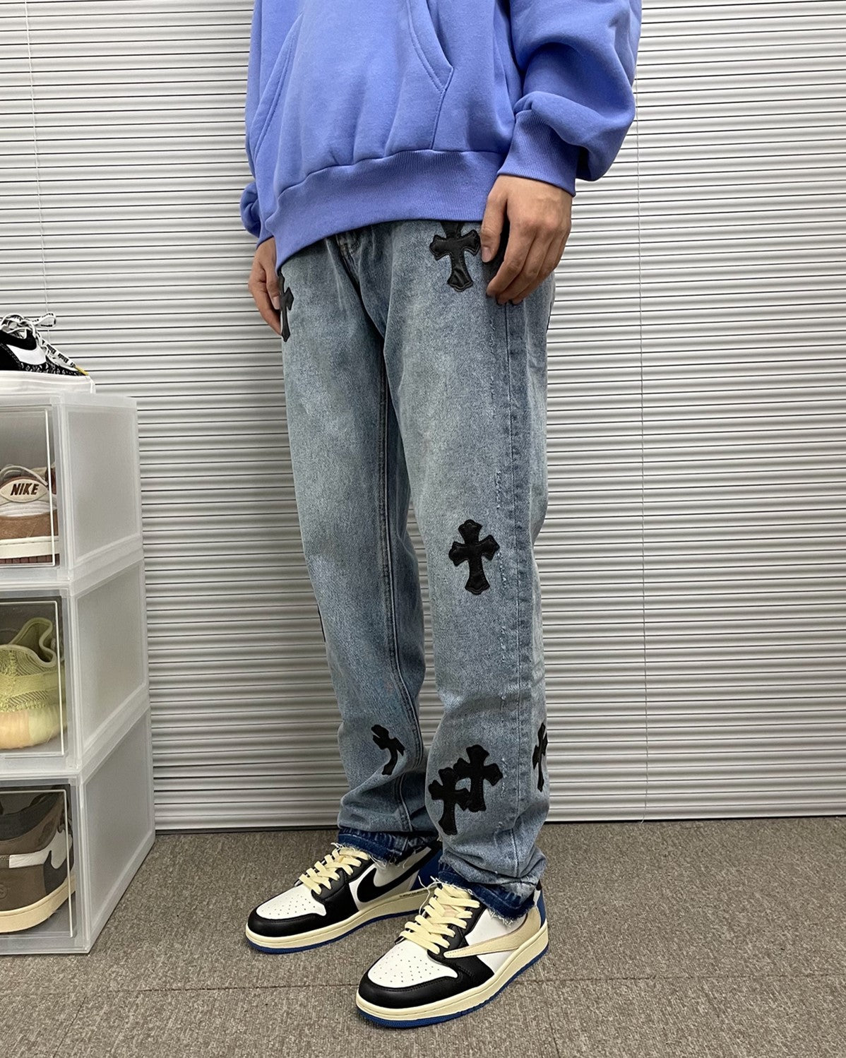 Blue Denim Jeans With Cross Patches