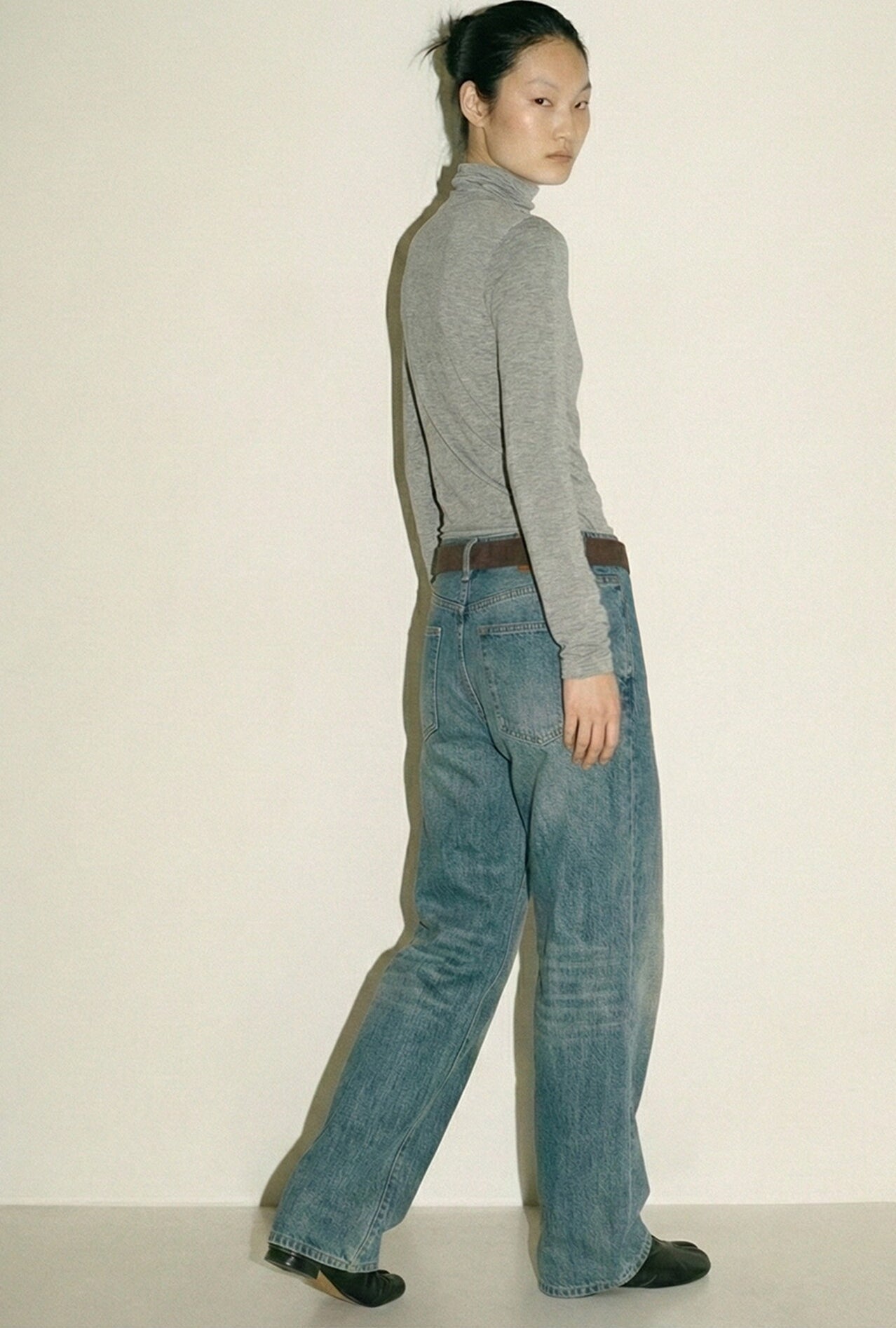 Blue Pocket Buckle Details Jeans