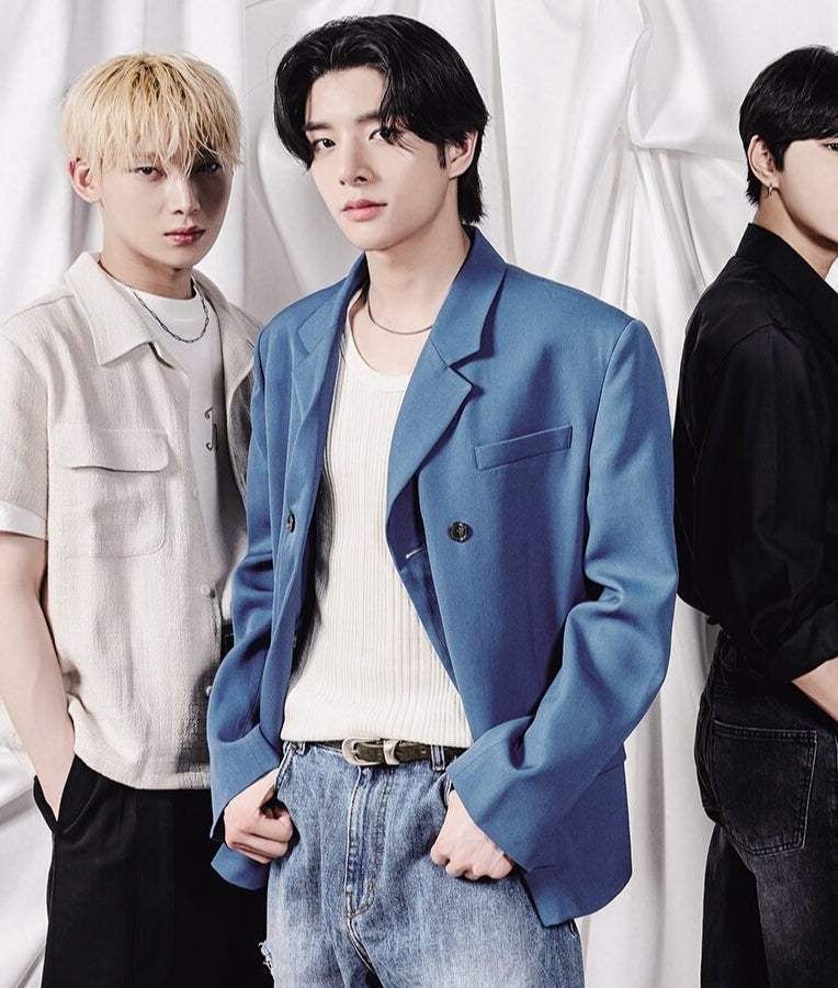 Blue Single-Breasted Suit Jacket
