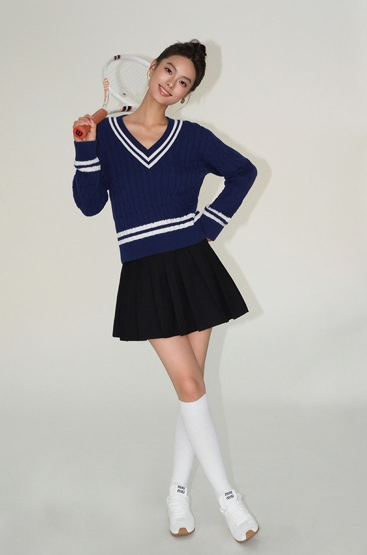 Blue V-Neck Sweater With White Linings |Yoon Ji Won â€?Love Your Enemy