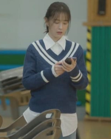 Blue V-Neck Sweater With White Linings |Yoon Ji Won â€?Love Your Enemy