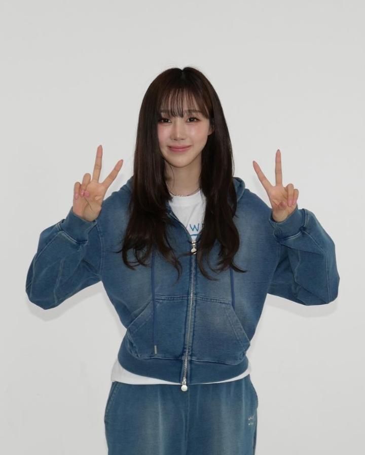 Blue Washed Denim Style Jacket And Pants Set