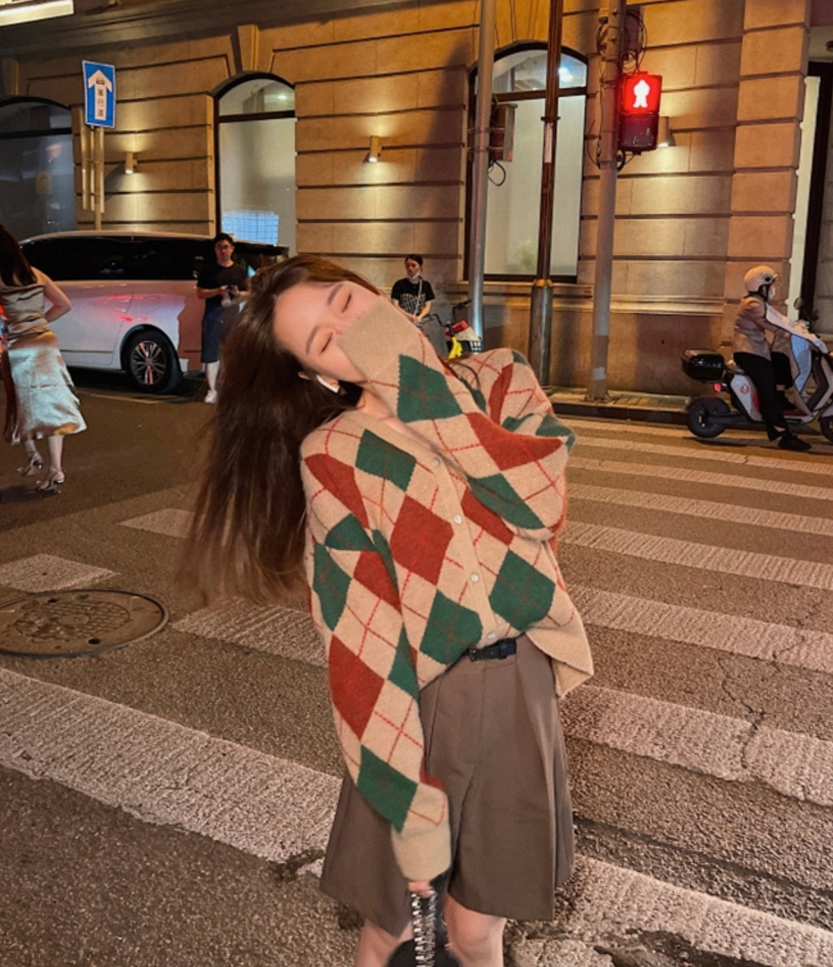 Brown Classic Argyle Pattern Knit Cardigan