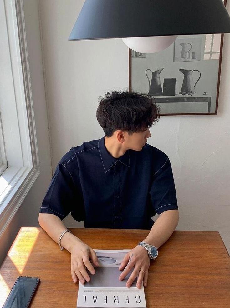 Casual Short Sleeve Shirt