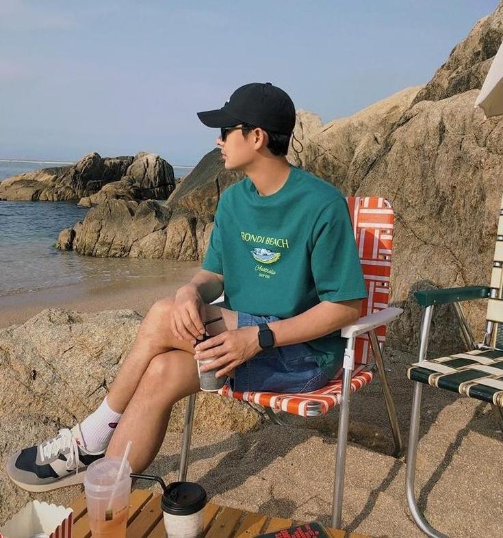 Casual Summer Graphic Tee