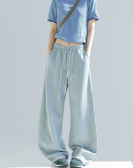 Chant Curved Wide Leg Relaxed Sweatpants