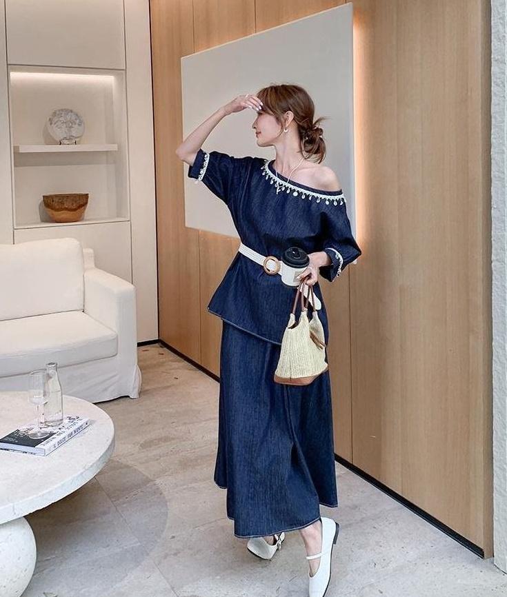Chic Denim Outfit Top And Skirt Set