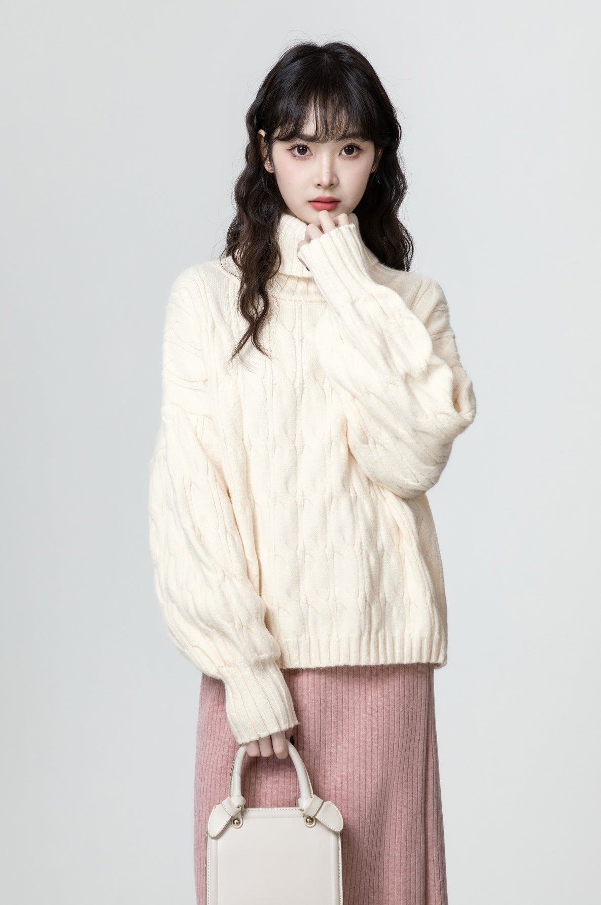 Chunky Cable Knit Turtleneck Sweater