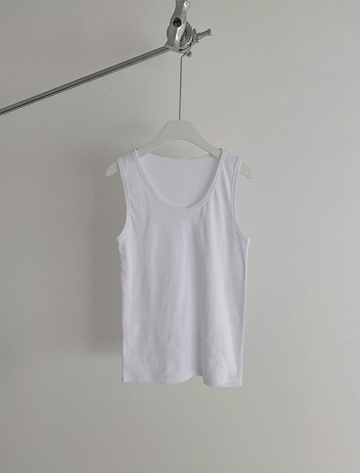 Classic Sleeveless Athletic Tee