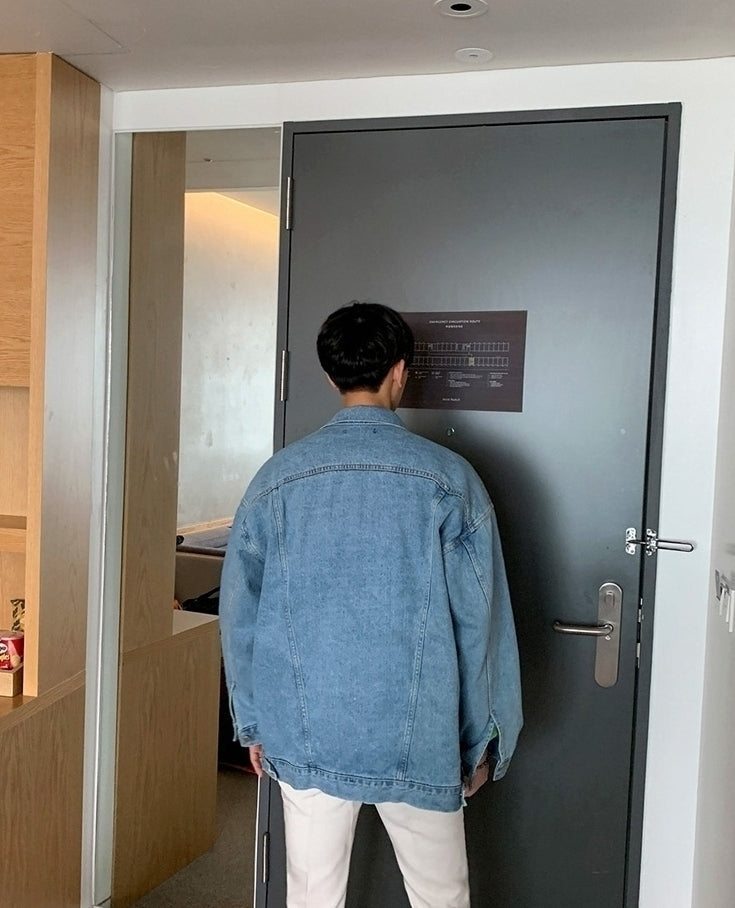 Classic Denim Jacket Casual Loose Fit Stylish Outerwear