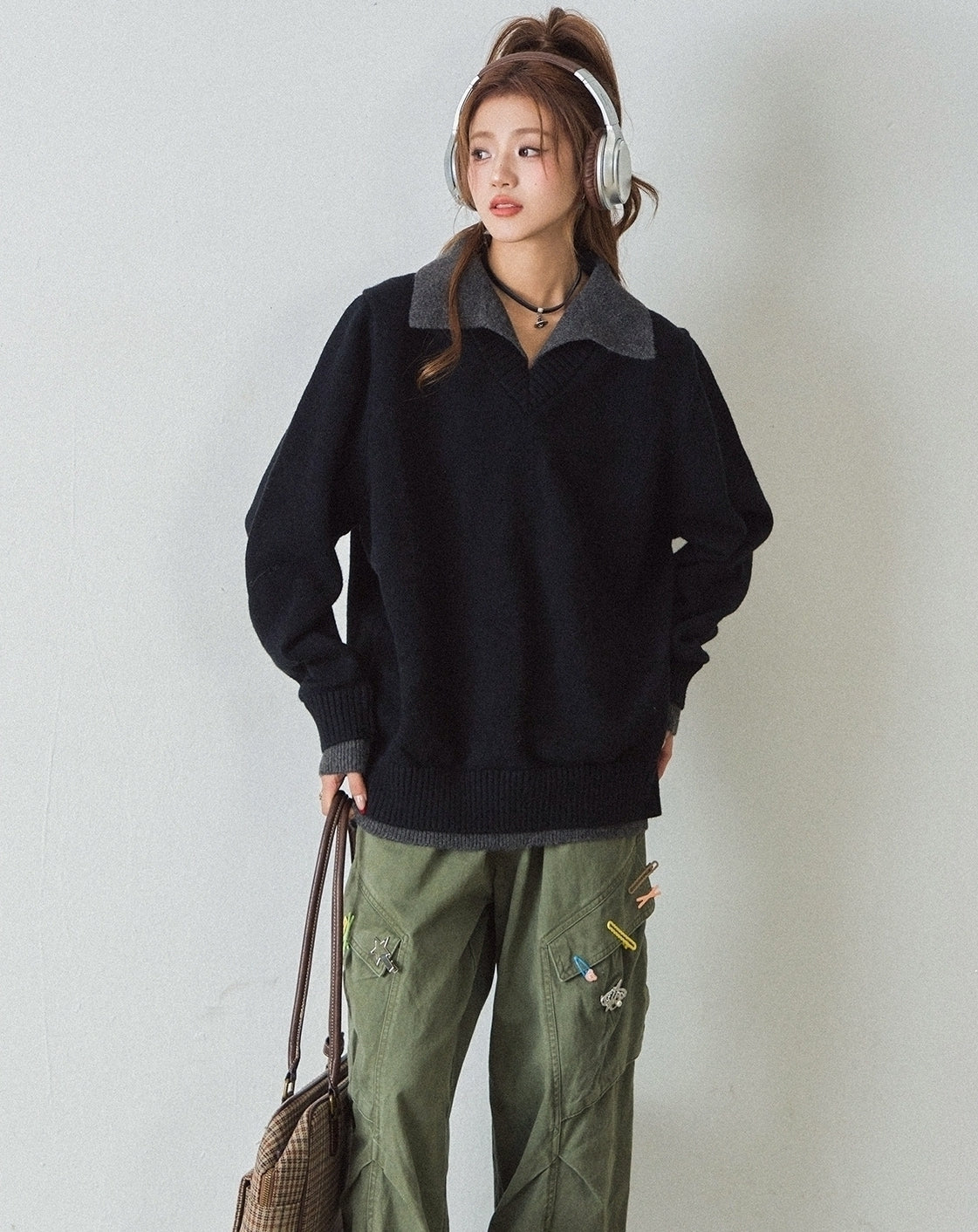 Classic Layered Knit Sweater With Contrast Collar